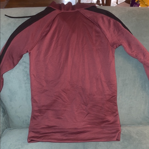 Under Armour zip up jacket size xsmall - Picture 2 of 3